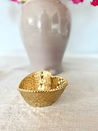 Three-Piece Heart-Shaped Dinnerware Set, White and Gold, With Beaded Trim