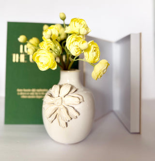 Set of 2 Decorative Books Open For Storage, Linen + 1 Vase + Pack of 6 Yellow Mini Ranunculus