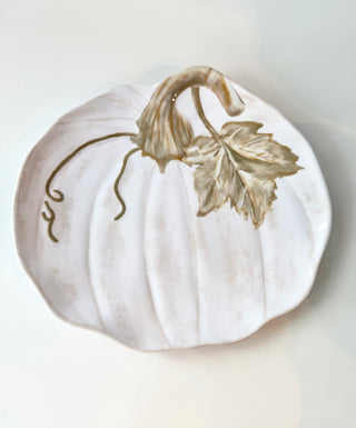 Pumpkin-Shaped Charger