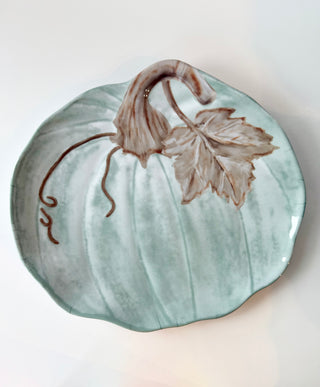 Pumpkin-Shaped Charger