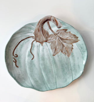 Pumpkin-Shaped Charger