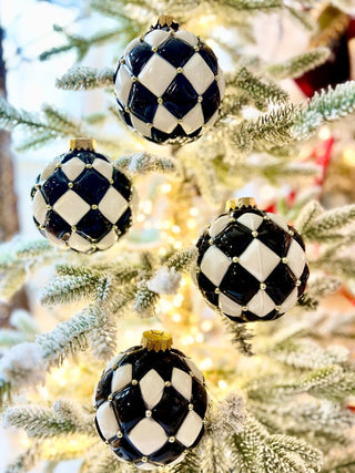 Black and White Glass Ball Christmas Tree Ornament (Set Of 4) - DesignedBy The Boss