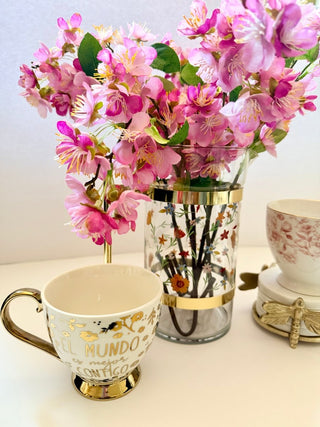 Glass Pitcher with Gold Rim – Adorned with Stunning Floral Motifs – Tableware - DesignedBy The Boss