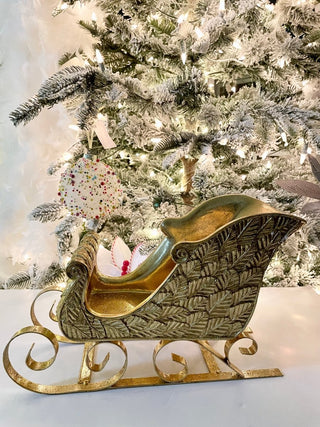 Gold Resin Holiday Sleigh Décor - DesignedBy The Boss