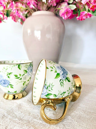 Large Footed Coffee Mugs with Gold Trim - DesignedBy The Boss