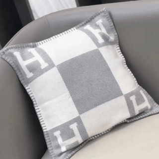 Luxury Letter H Gray & White Throw Blanket - Style Throw Pillow Cover - Double - Sided Thick Knitted Blanket - Throw Pillow Cover (25" X 25") - DesignedBy The Boss