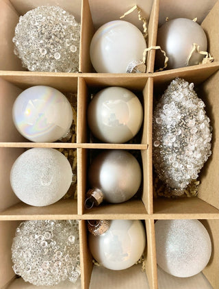 Beautiful Christmas Ornaments ( 24 Pcs) - DesignedBy The Boss
