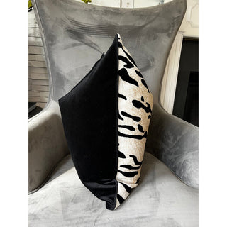 High Quality Jacquard Tiger Striped Decorative Pillow Cover (22 x 22) - DesignedBy The Boss