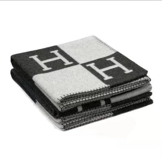 Soft Warm Luxury Cashmere Throw Blanket H Double-Sided Thick Knitted Blanket - DesignedBy The Boss