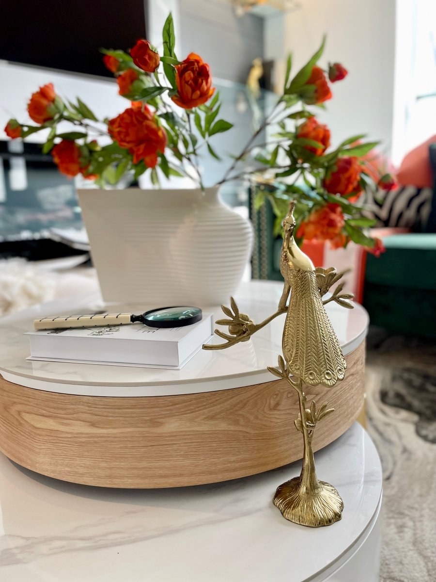 Stunning Flower Vase With A Unique Design